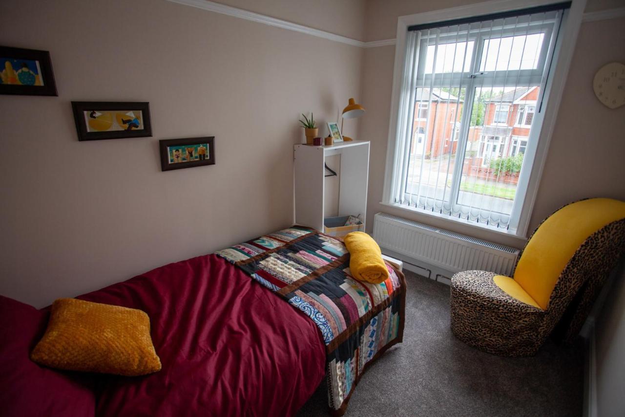 Quiet Residence Close To M6 Preston Samlesbury Exterior foto